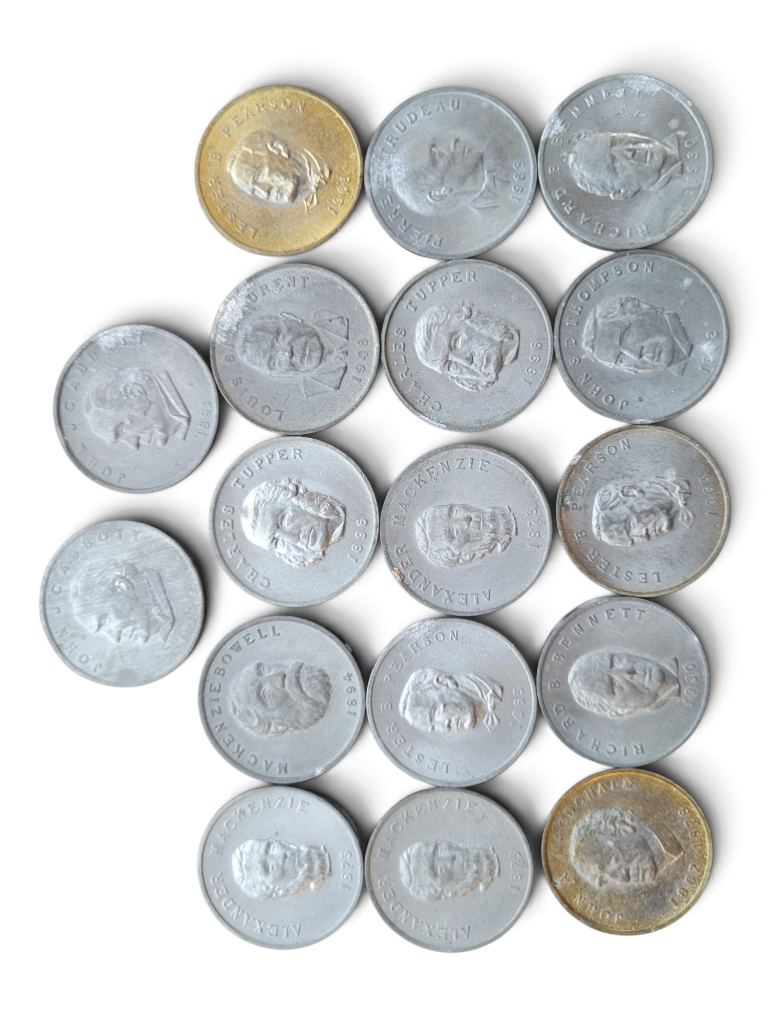 Vintage 1975 Shell Canada Prime Ministers Medallions Tokens – 15 Pc Lot